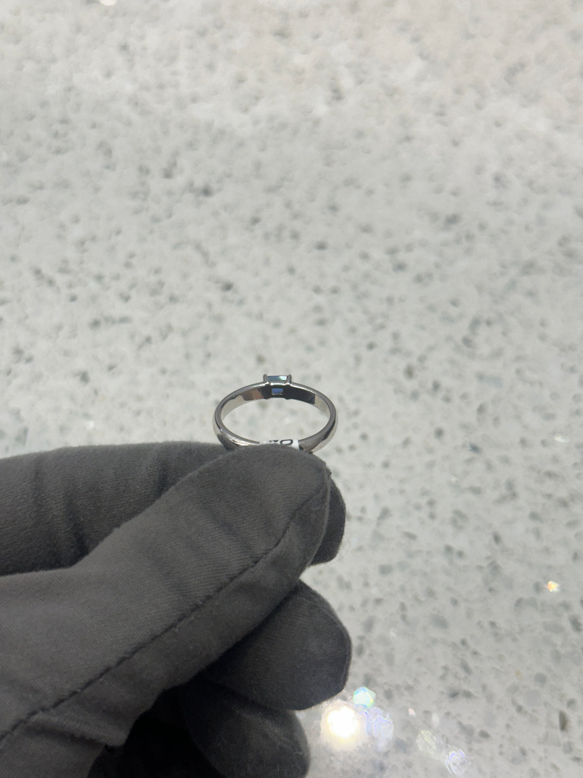18ct White Gold Blue Emerald Sapphire ring