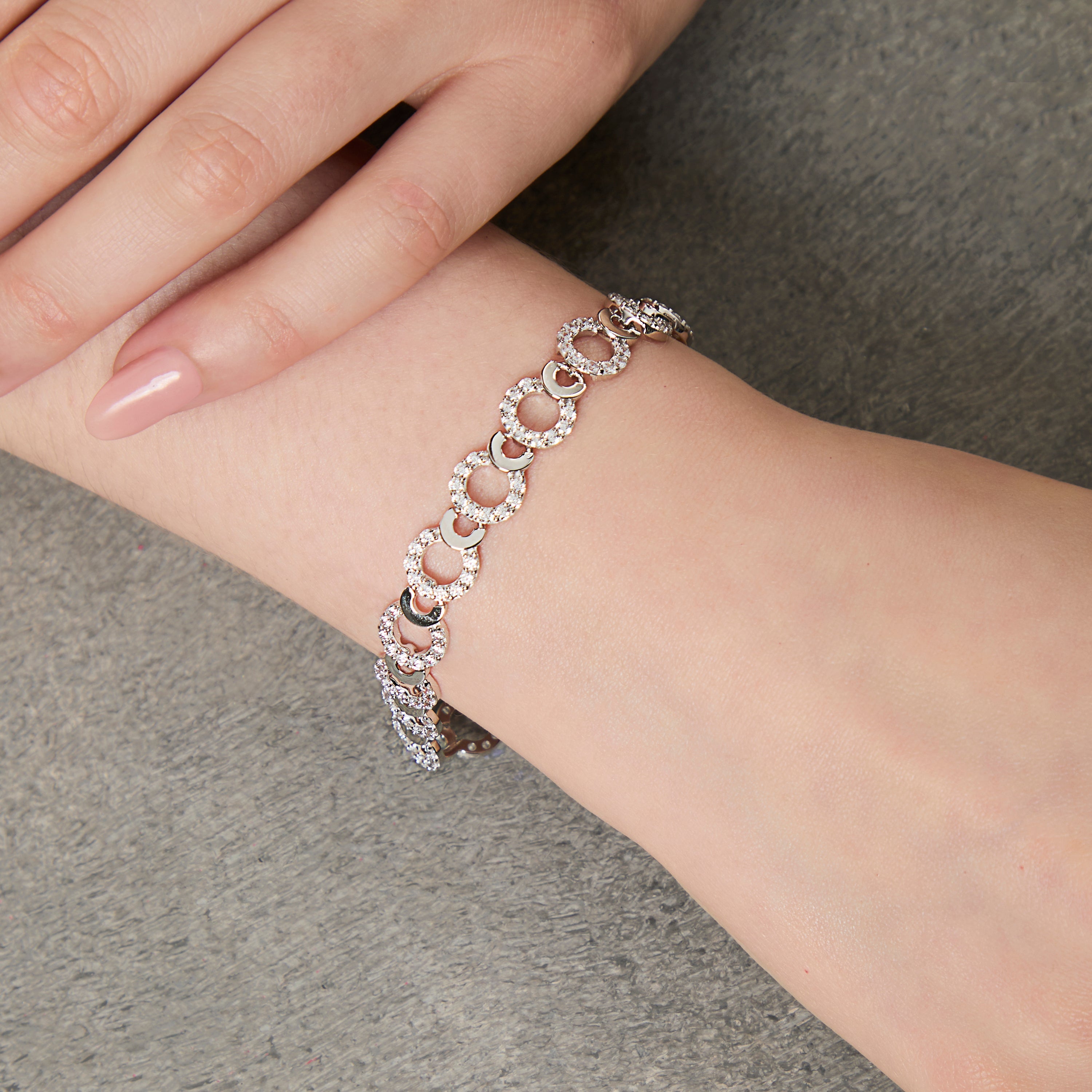 Sterling Silver Alternating Circles Bracelet