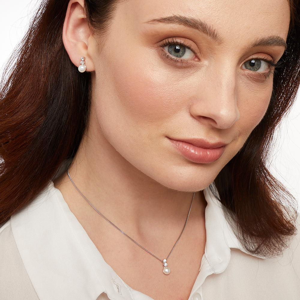 Sterling Silver 6mm Freshwater Pearl Necklace