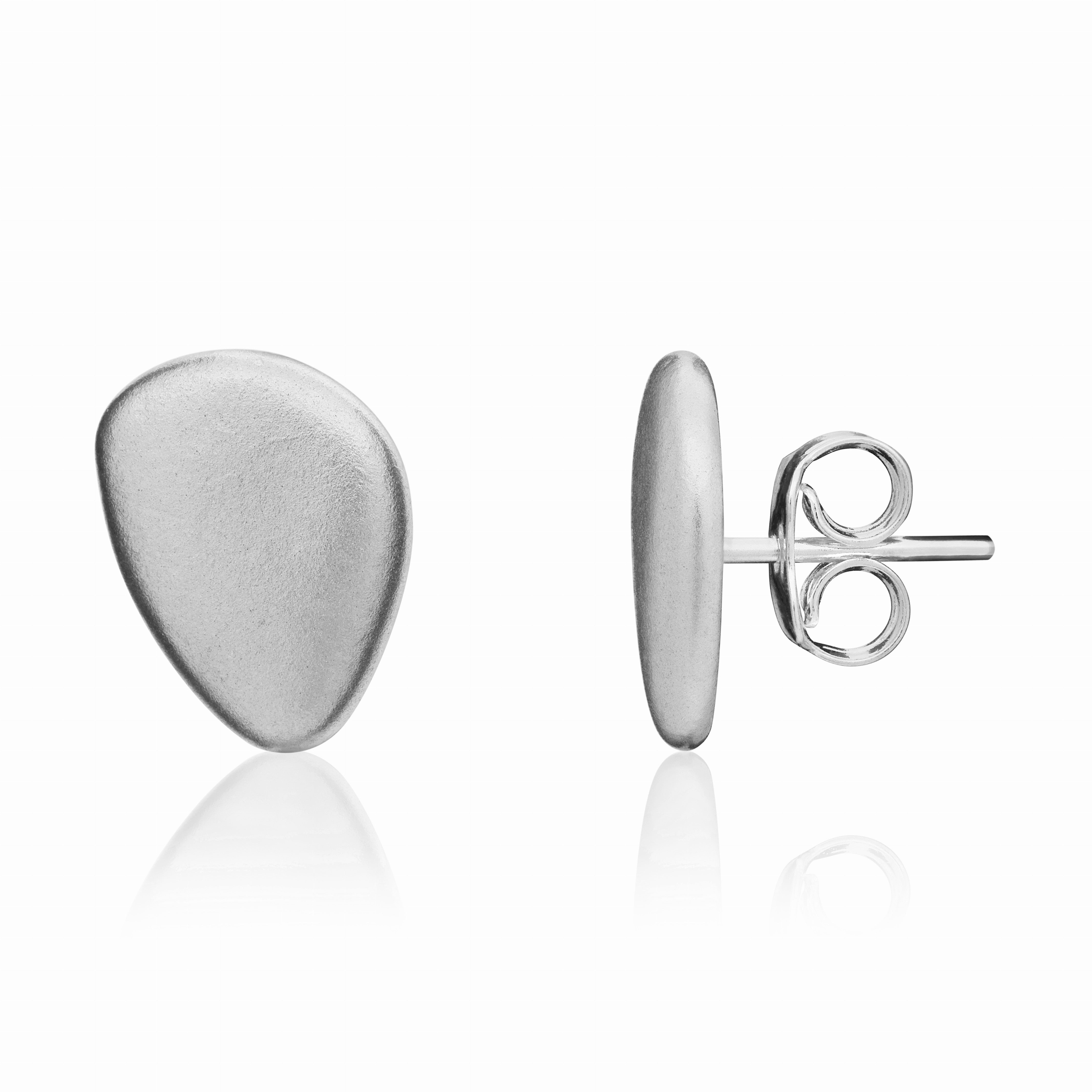 9CT WG SATIN FINISH FLAT PEBBLE SHAPE EARRINGS