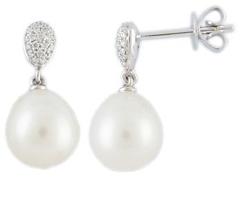 18CT WG CFW PEARL AND PAVE DIAMOND OVAL TOP DROP EARRINGS