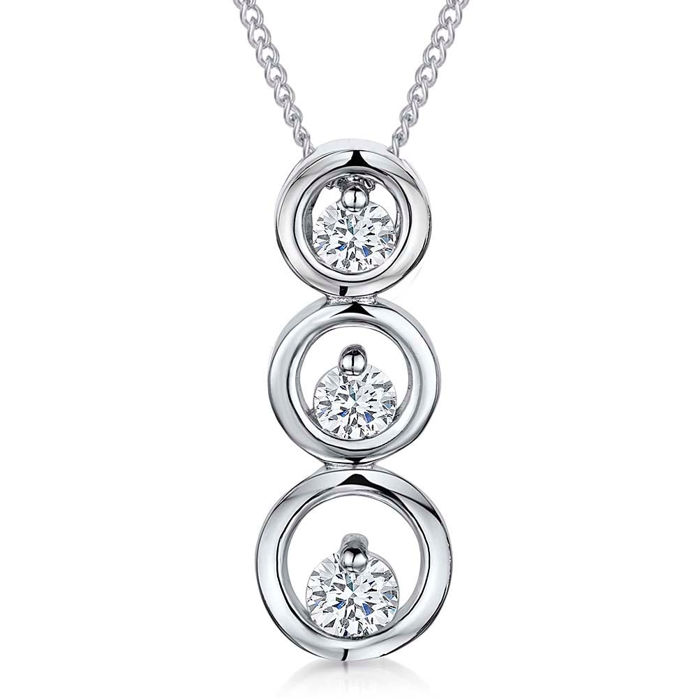 Sterling Silver Open Circle Graduated Pendant