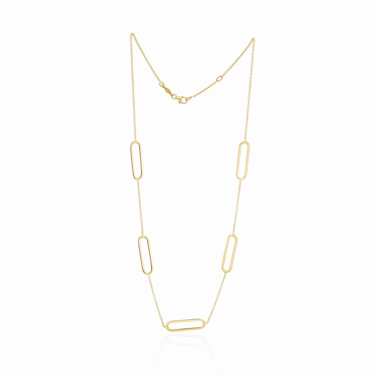 9CT YG CHAIN & OPEN OVAL MOTIF NECKLACE. 18 INCH