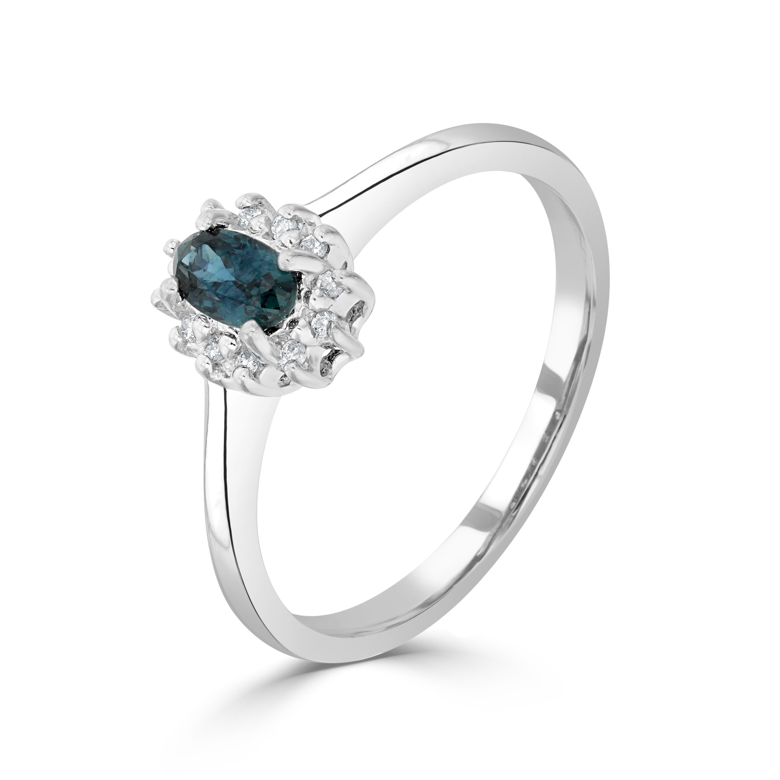 9CT WG 5X3 OVAL SAPPHIRE & DIAMOND CLAW SET CLUSTER RING