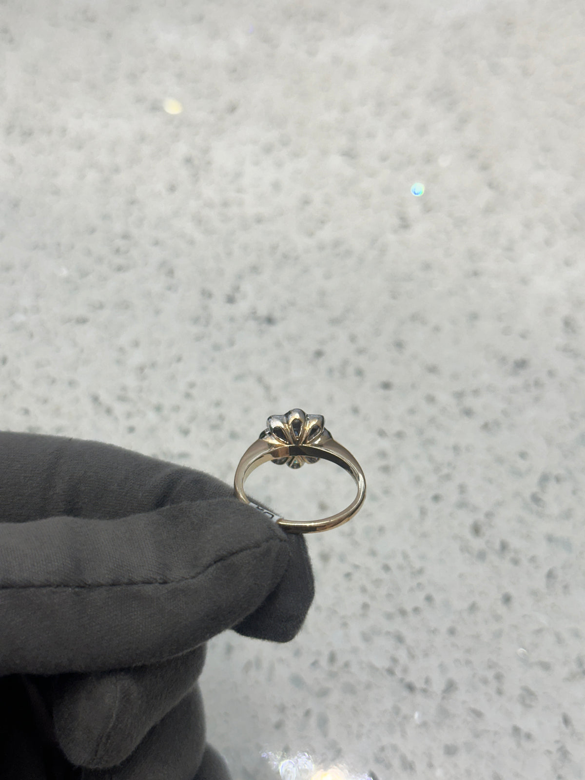 9ct Yellow Gold Platinum head Blue Sapphire & Diamond Cluster Ring
