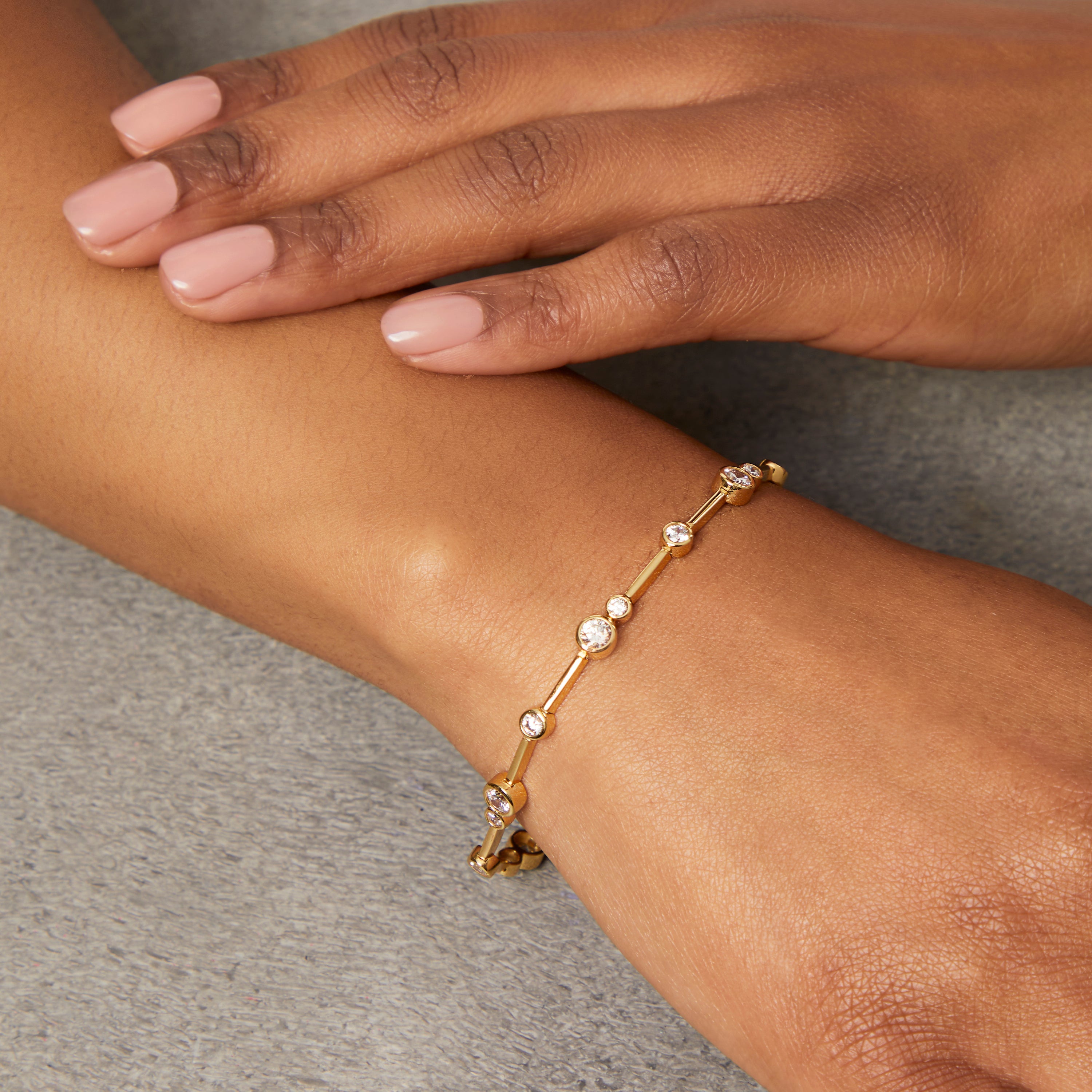 Yellow Gold Scattered Stones Bubble Bracelet