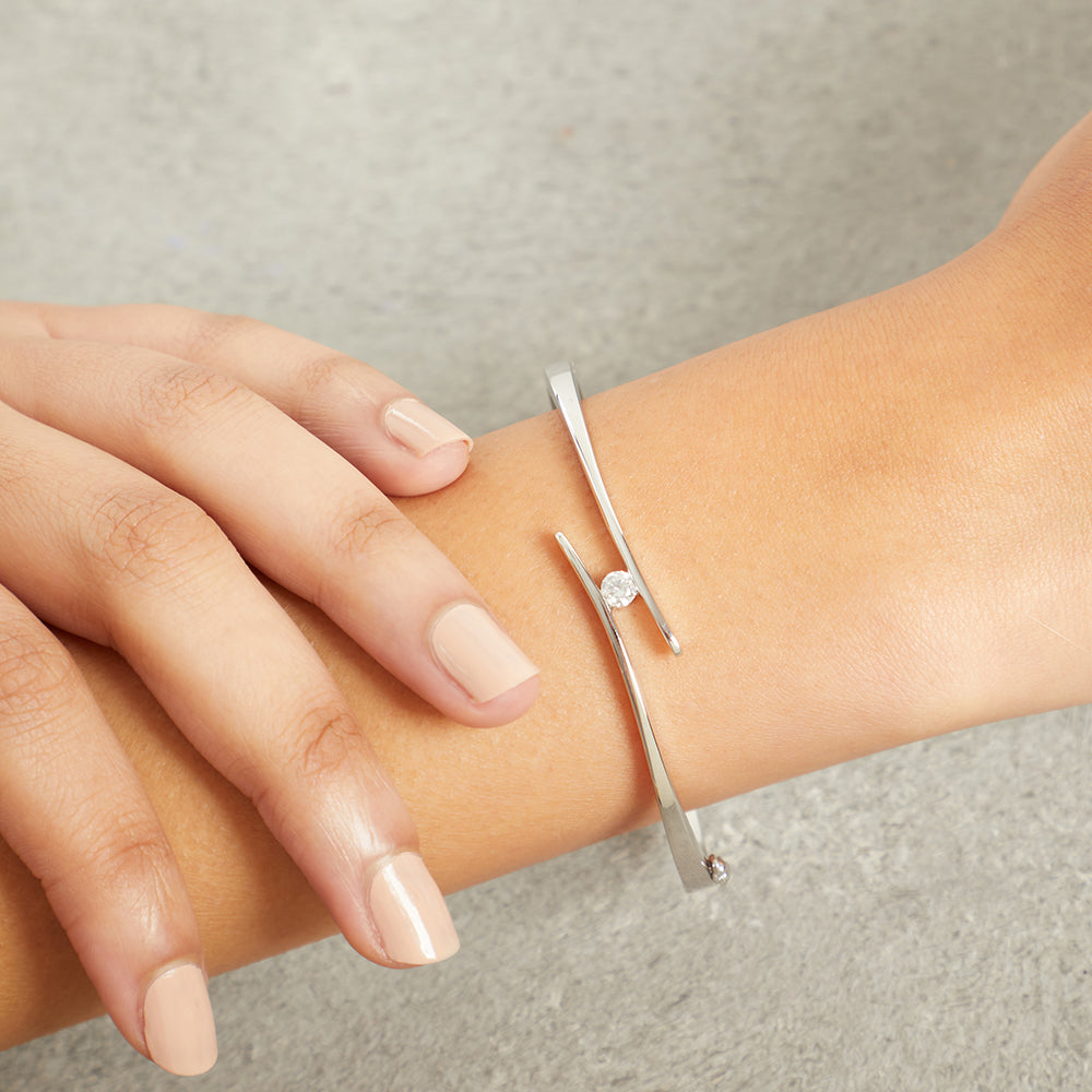 Sterling Silver Simple Open Set Bangle Set With A Single Stone