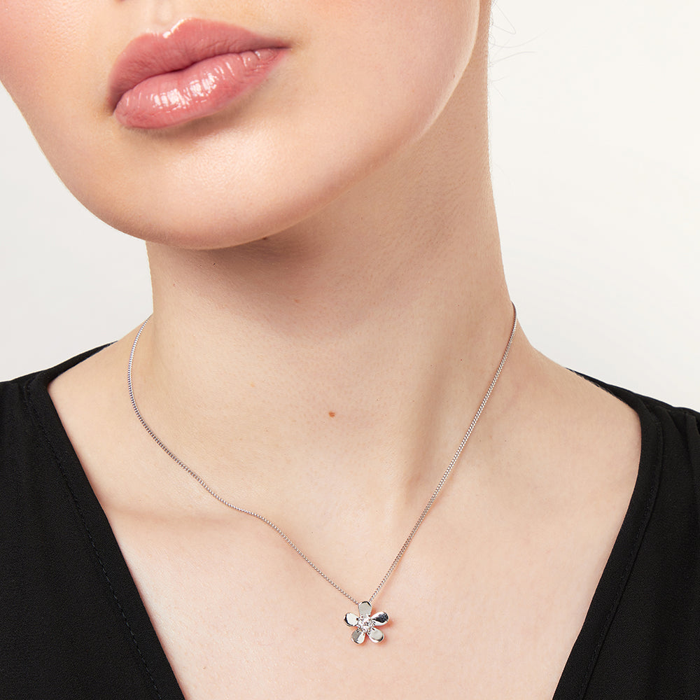 Sterling Silver  Cubic Zirconia Centre Flower Pendant
