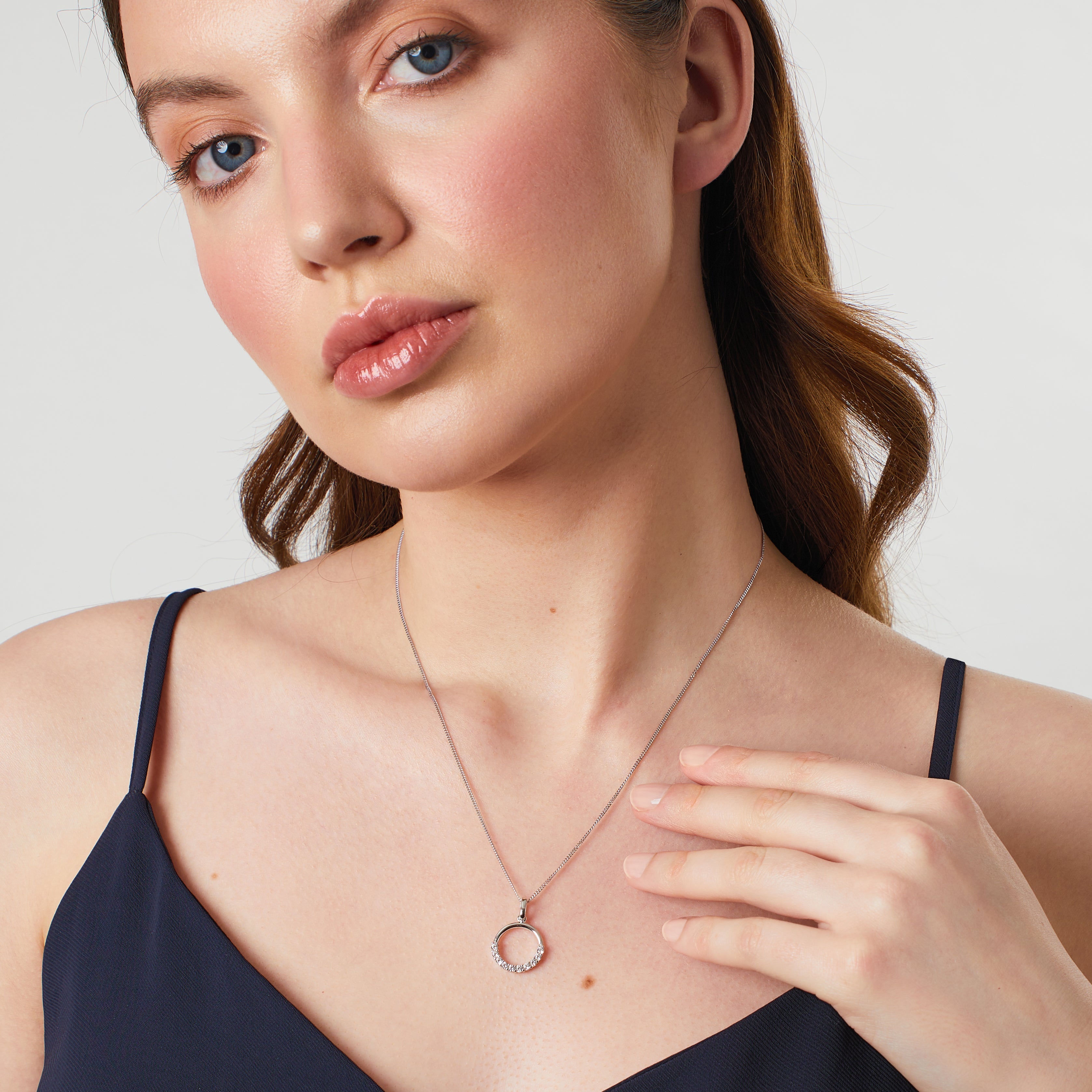 Sterling Silver Half Stone Set Circle Pendant