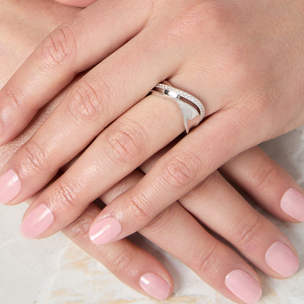 Sterling Silver Cubic Zirconia Twisted Band Ring