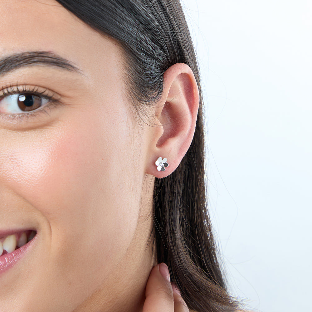 Sterling Silver Simple Flower Stud Earrings