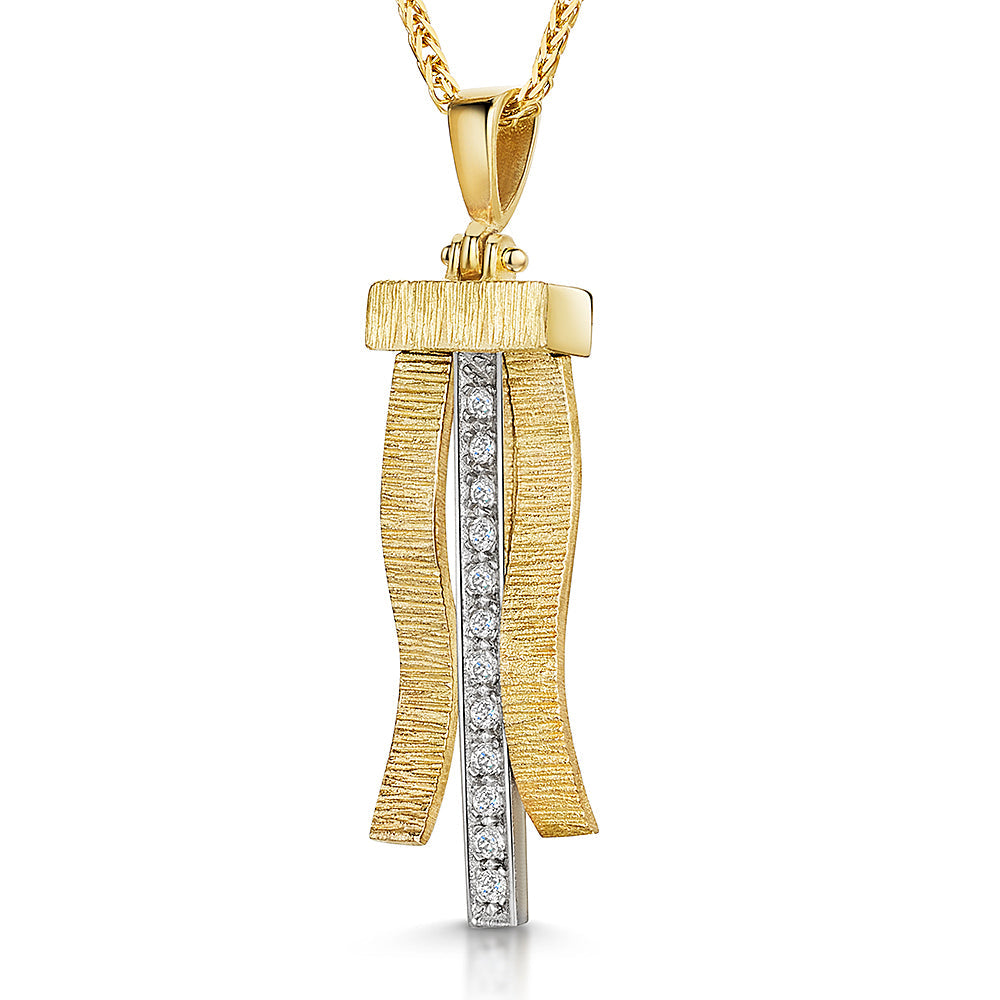 Yellow Gold Textured  Pendant With Wavy Elements